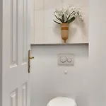 Apartment Palace
