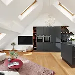 Apartment Palace