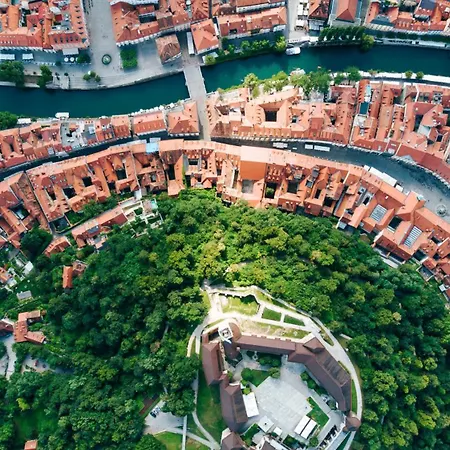 Apartment Castle View Palace *