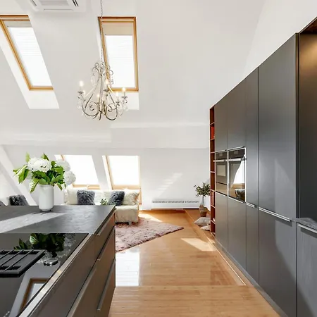 Palace * לובליאנה