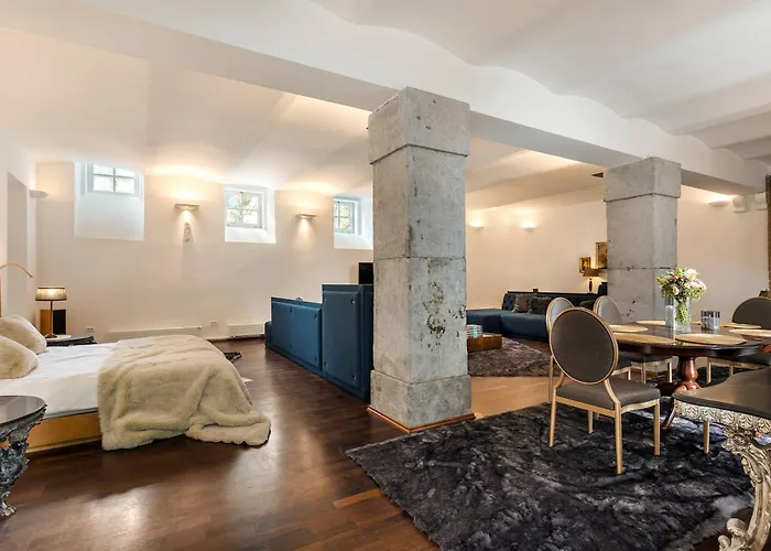 Palace Apartma Ljubljana